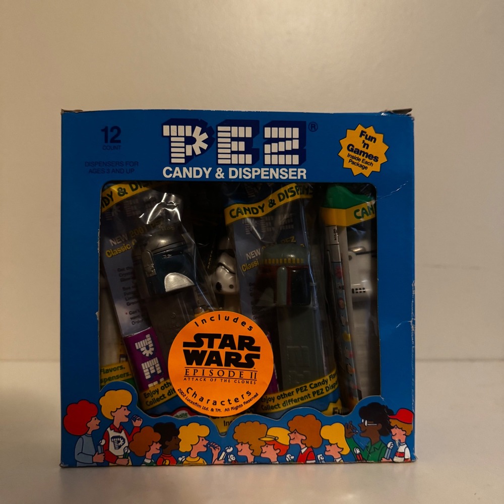 Vintage 2002 PEZ Star Wars Episode II Attack of the Clones 12 Count Display Box